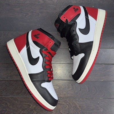Air Jordan 1 运动休闲鞋 复古潮流支撑合成革 板鞋FD1437-106吴