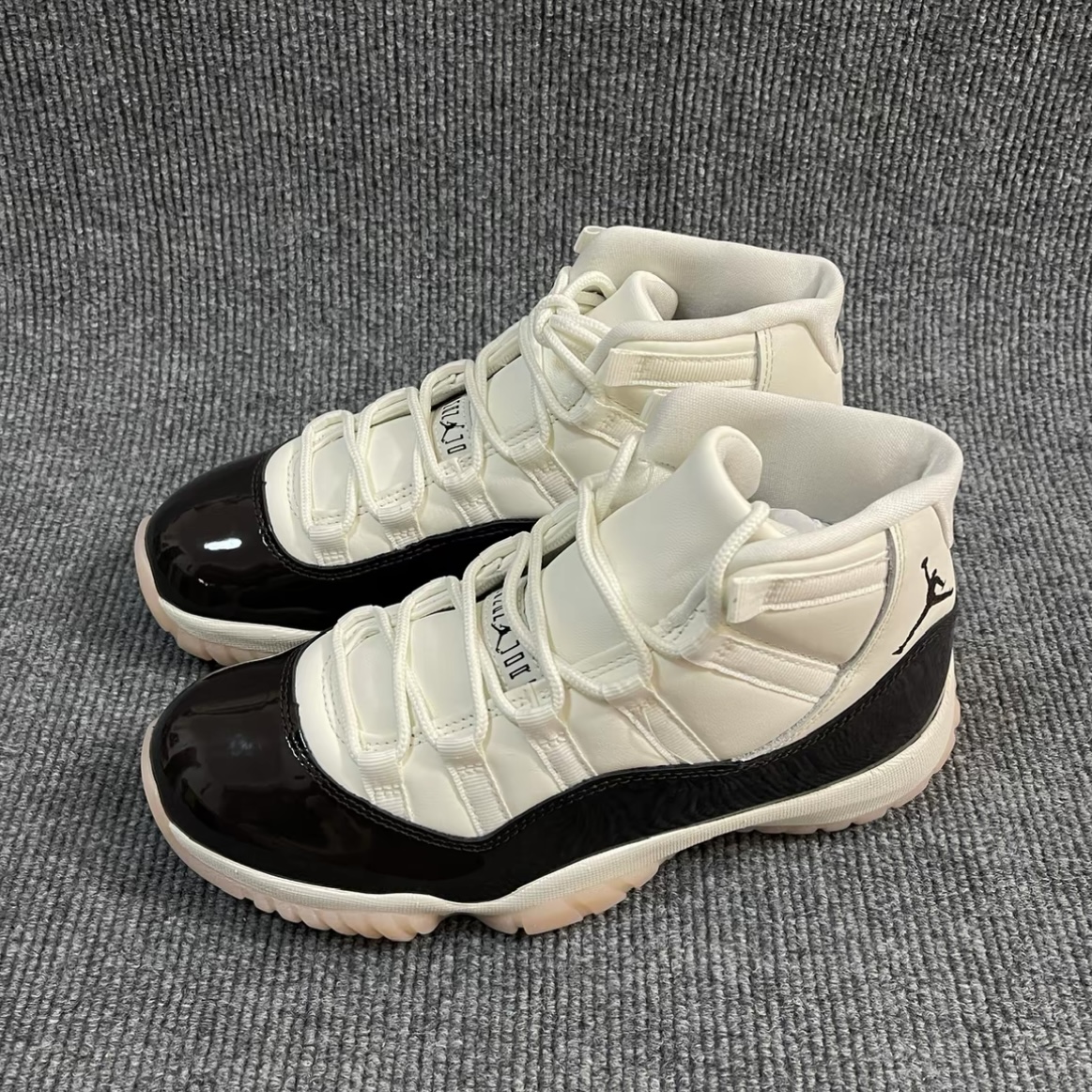 Air Jordan 11 篮球鞋 复古百搭防滑耐磨舒适篮球鞋AR0715-101
