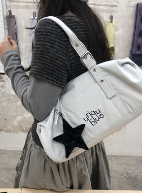 Unique blue慵懒风包腋下包休闲2025新款轻便通勤包包单肩手提包