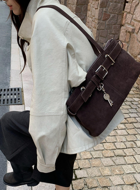 Unique blue韩国秋冬牛皮单肩手提包皮带扣腋下包磨砂皮托特包女