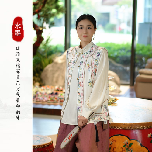 原创设计银通正绢手推绣马甲