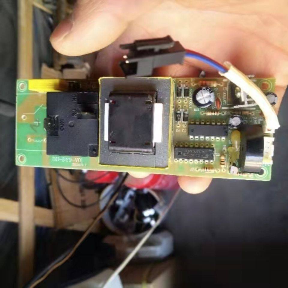 实拍图 DH一DY5一V3原装主板储水式电热水器杂牌机史密斯全新维修