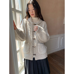 dorydory复古慵懒感杂色绞花毛衣牛角扣减龄针织开衫外套上衣女