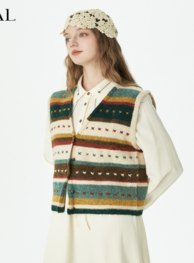 it'real瑞尔秋季新款民俗风V领叠穿针织马甲背心上衣女装