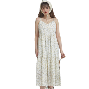 it'real瑞尔夏新款法式碎花吊带裙温柔风海边度假长连衣裙子