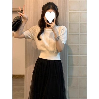 夏季杏色花边镂空短袖冰