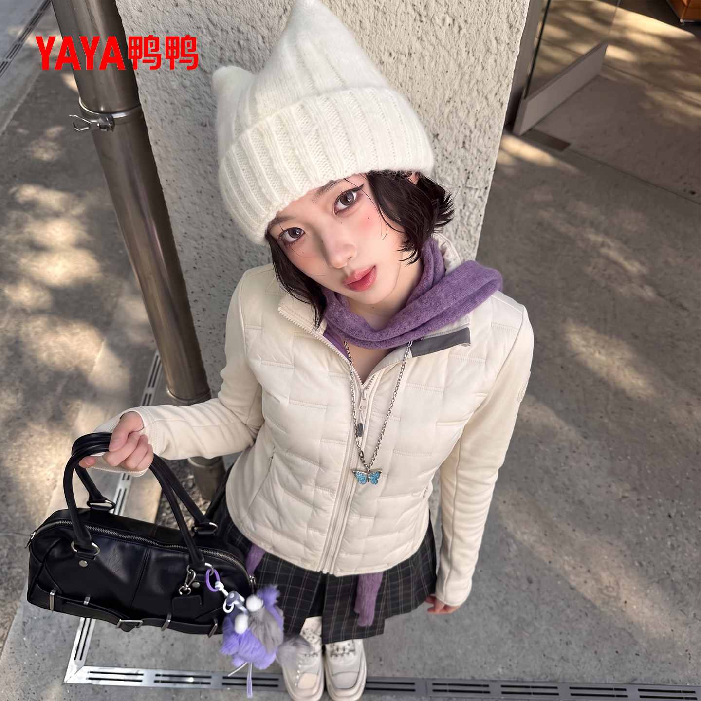 鸭鸭轻薄羽绒服女孩初高中生大学生短款潮流羽绒衣2026秋冬新款