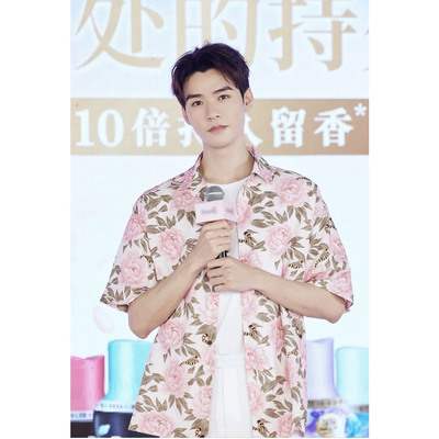 夏威夷花卉衬衫沙滩户外休闲宽松