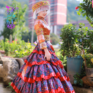 绣姑苗族盛装演出服云南文山苗家服装女舞台舞蹈表演少数民族服饰