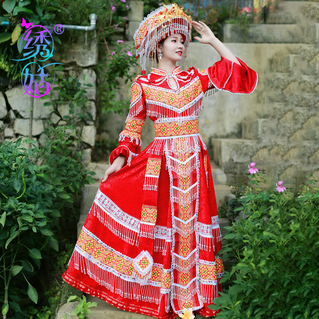 绣姑苗家服装女云南少数民族服饰婚纱拍摄婚礼服套装演出苗族衣服