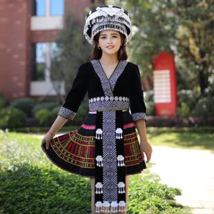 云南文山苗族经典服装原创少数民族传统花边银饰短裙套装日常服装