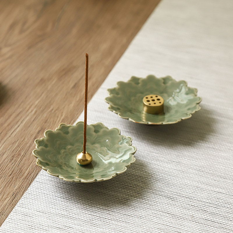 青瓷浮雕香插线香香座陶瓷禅意香炉家居摆件檀香沉香炉家用熏香底