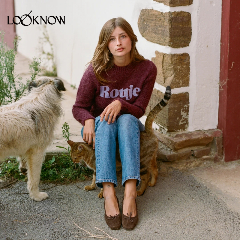 Rouje设计师品牌LOOKNOW2024年冬季新款棕红色毛衣