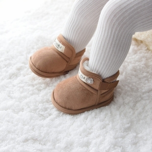 冬季新生婴儿棉鞋0-1岁男宝宝鞋软底加厚女雪地靴加绒9保暖地板鞋
