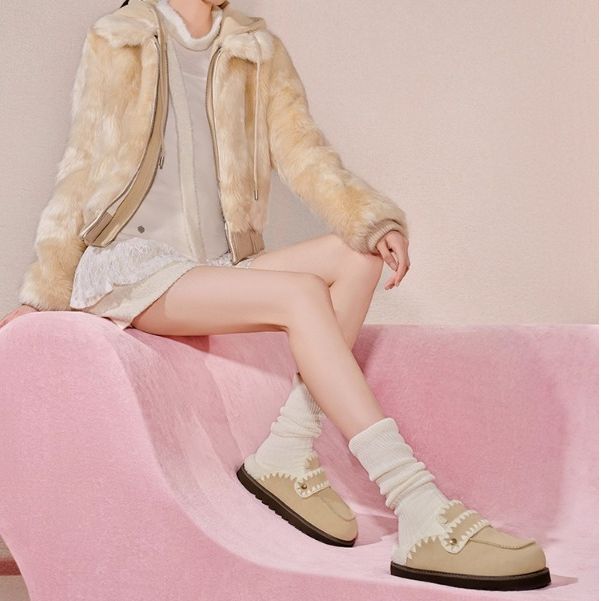 正品专柜TATA/他她2024冬时尚休闲毛毛单鞋女新款CEJ01DH4