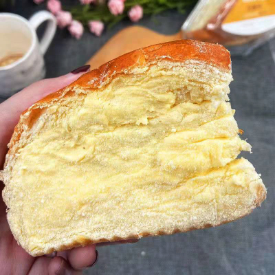 网红爆浆奶酪包乳酪包