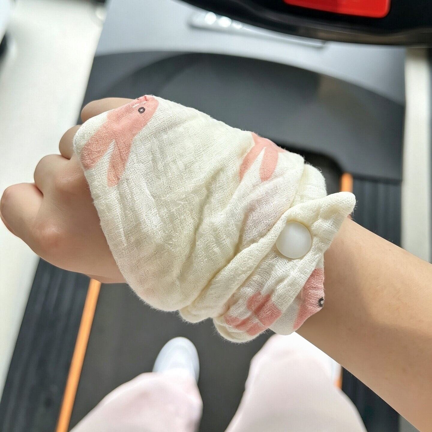 运动擦汗专用毛巾健身运动吸汗毛巾便携式纯棉腕带毛巾跑步用腕巾
