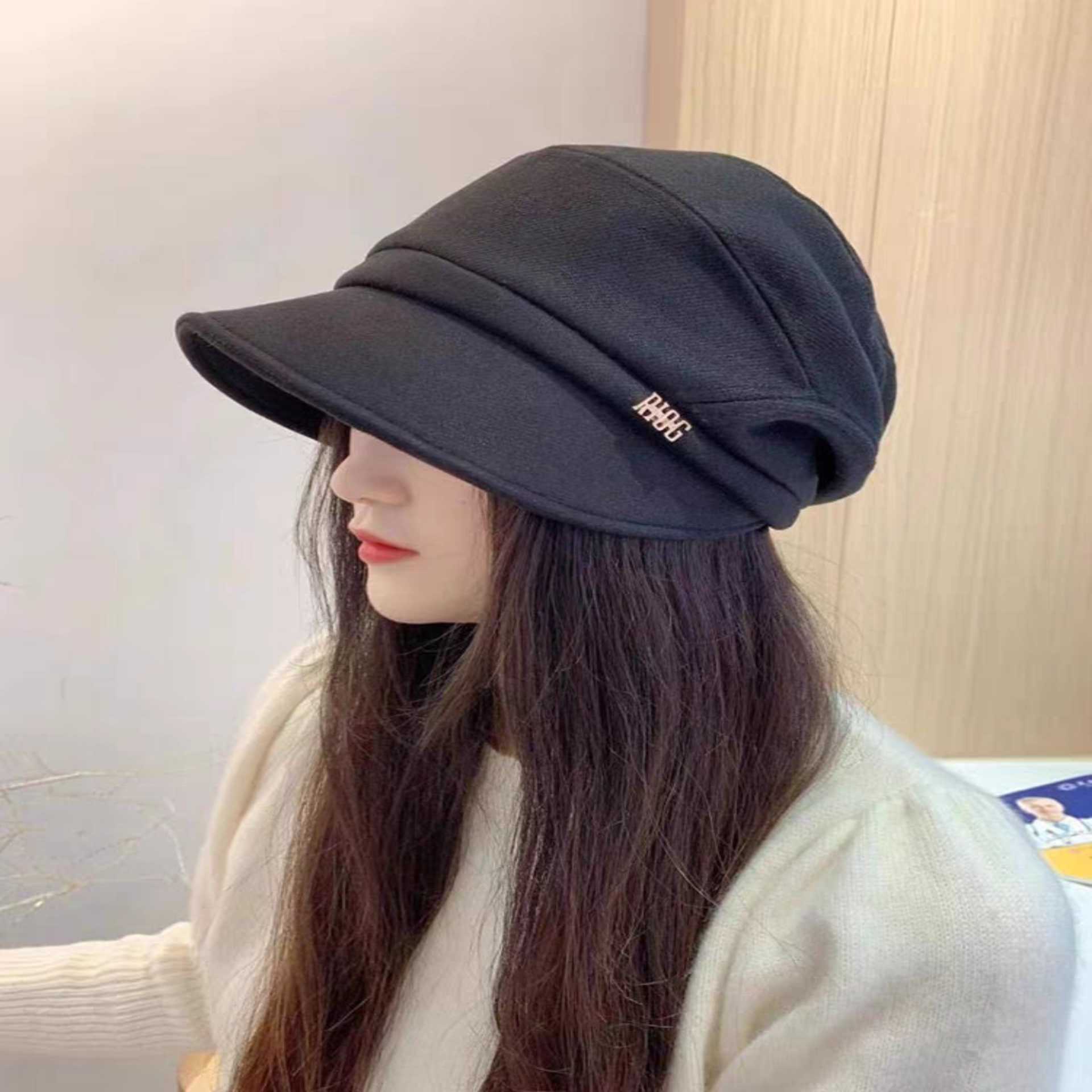 黑色鸭舌帽子女秋冬百搭短檐时尚马术帽保暖休闲显脸小堆堆渔夫帽