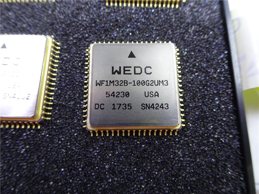 全新进口NOR闪存芯片 WF1M32B-100G2UM3 CQFP68 一元电子欢迎询价