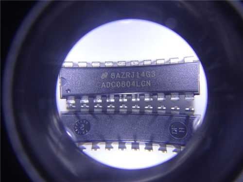 DAC0832LCN ADC0804LCN 全新原装8位数模转换器DAC0832芯片DIP-20