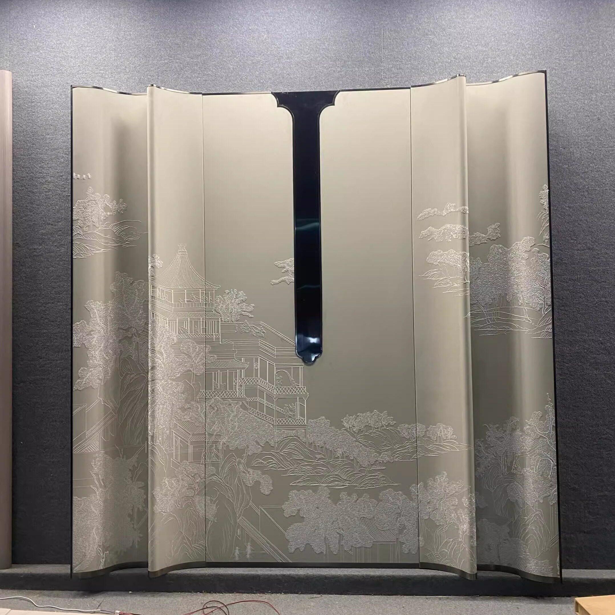 新中式花鸟山水刺绣硬包背景墙发光简约卧室床头客厅沙发弧形软包