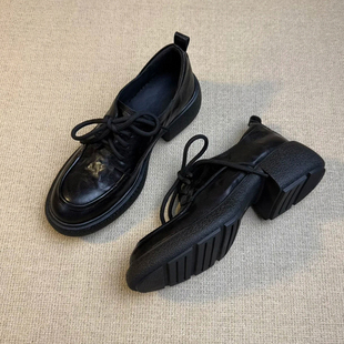 英伦风通勤舒适小皮鞋女2026春秋新款百搭粗跟单鞋厚底系带乐福鞋