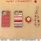 海鸥星球 原创格子条纹爱心草莓电镀银磨砂手机壳仿木磁吸支架适用于iphone17promax