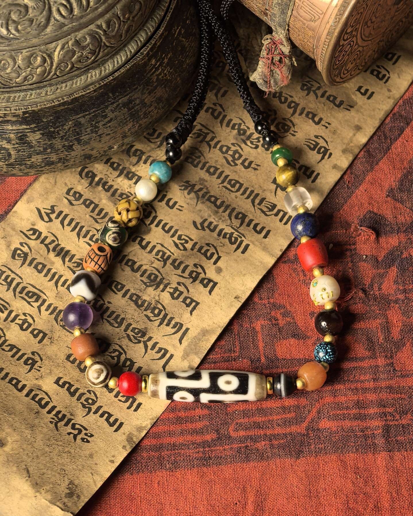 藏地修持【黑白六眼天珠多宝锁骨链】配饰爆表 高货级别