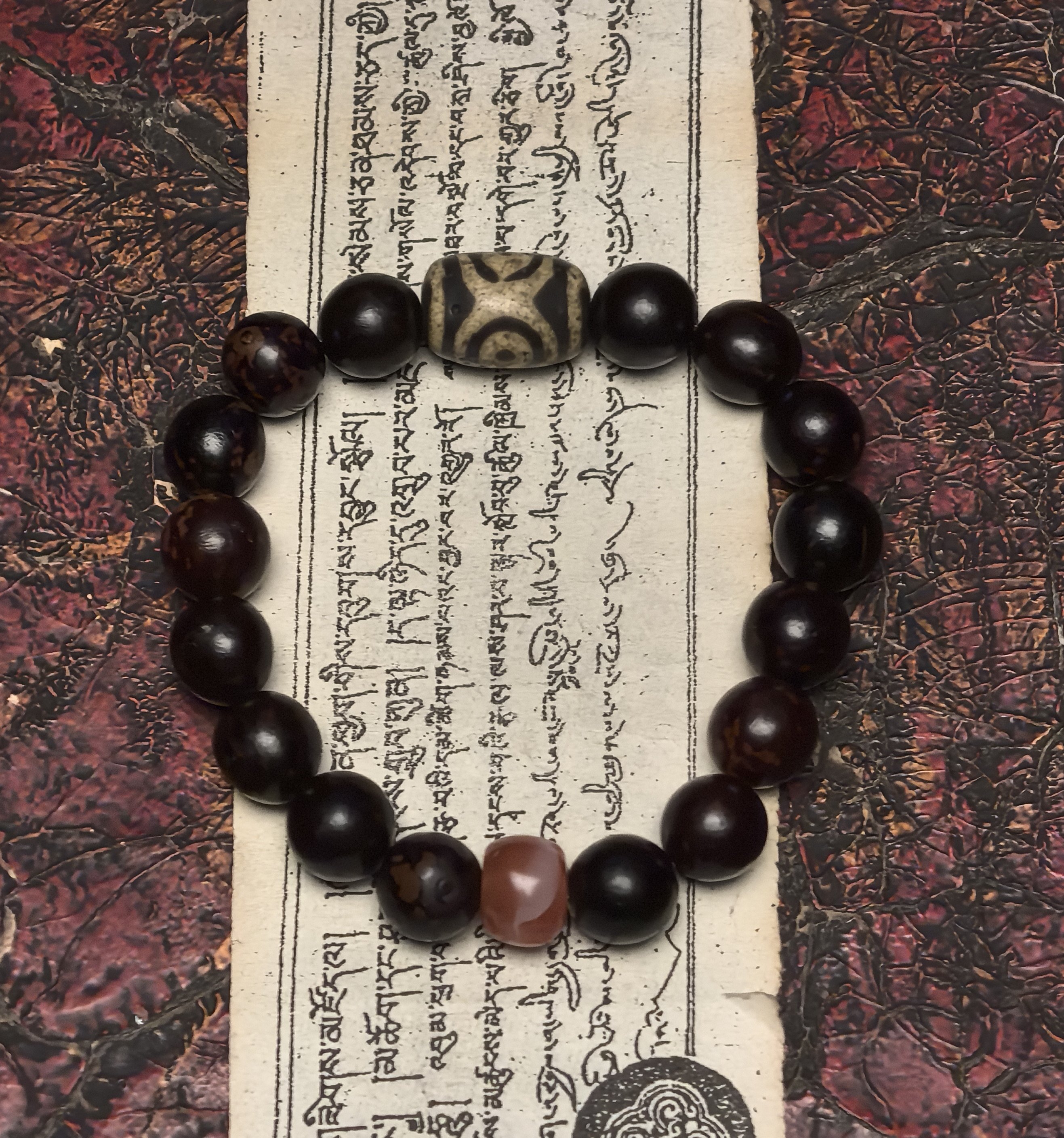 清末民初藏地瑜伽士修持【老料器三眼天珠】搭配老菩提根手串