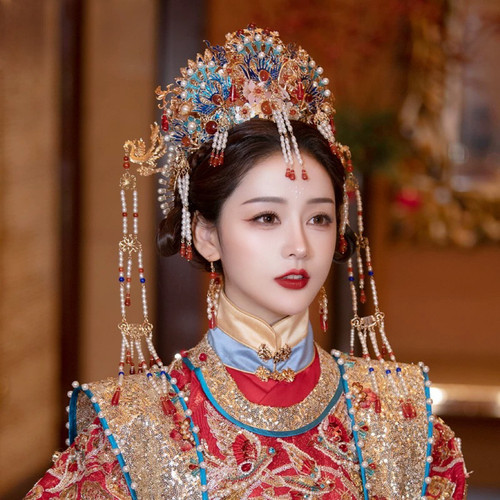 皇后中式秀禾服明制汉服婚嫁凤冠