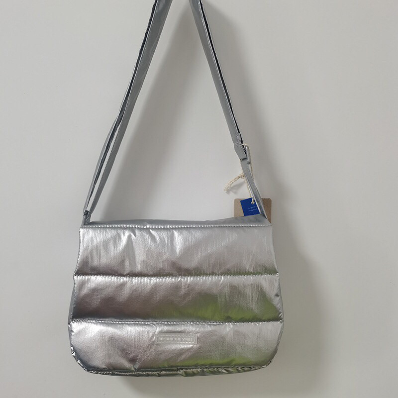 新款多色可爱马卡龙邮差包时尚斜挎包简约单肩包旅行小挎包女2025