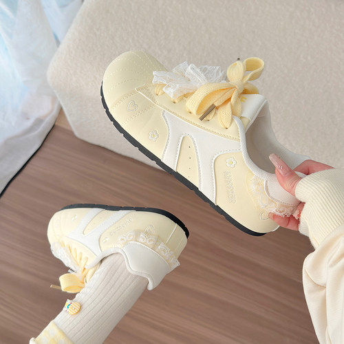 回力奶油芭蕾风小白鞋女