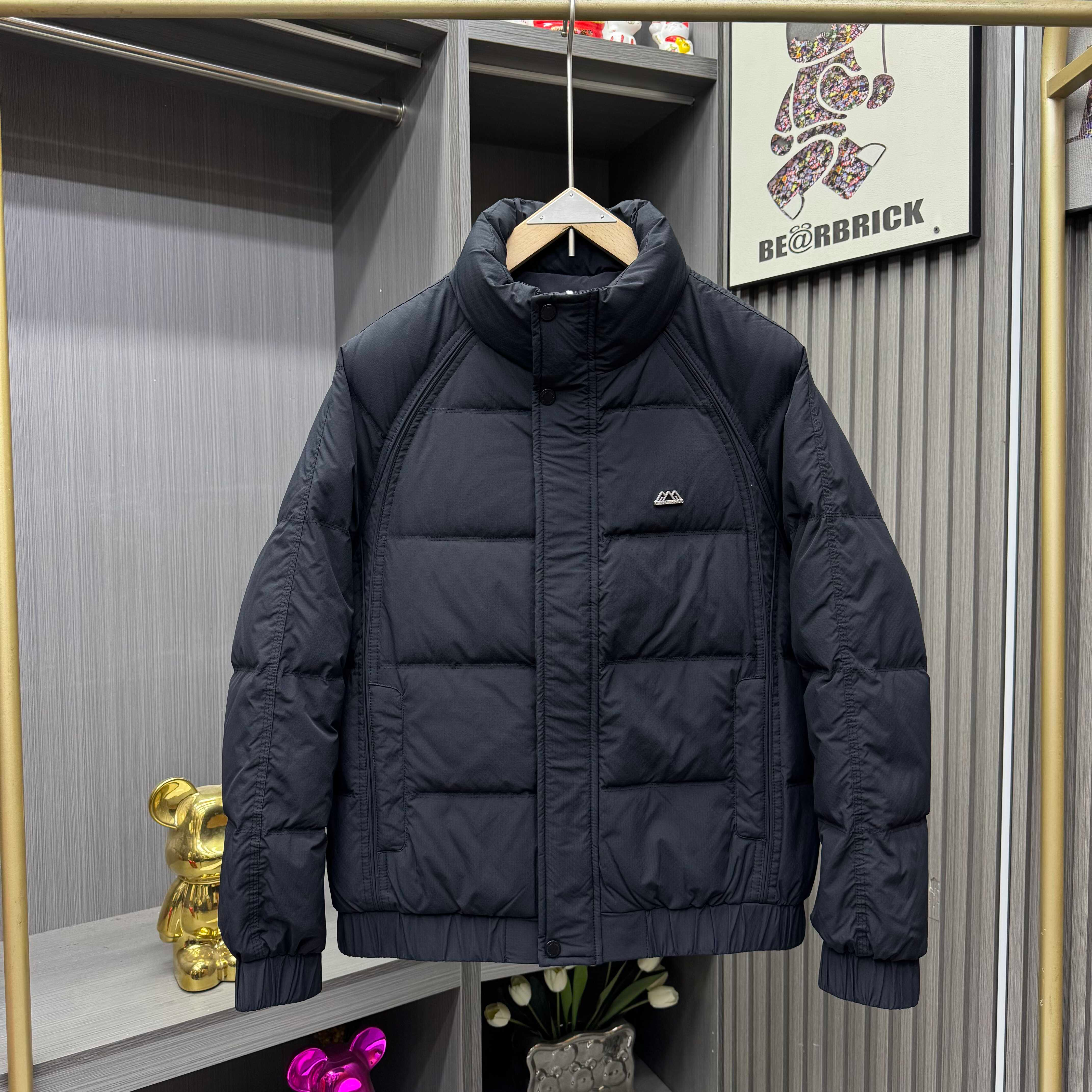 新款纯色立领加厚鸭绒羽绒服