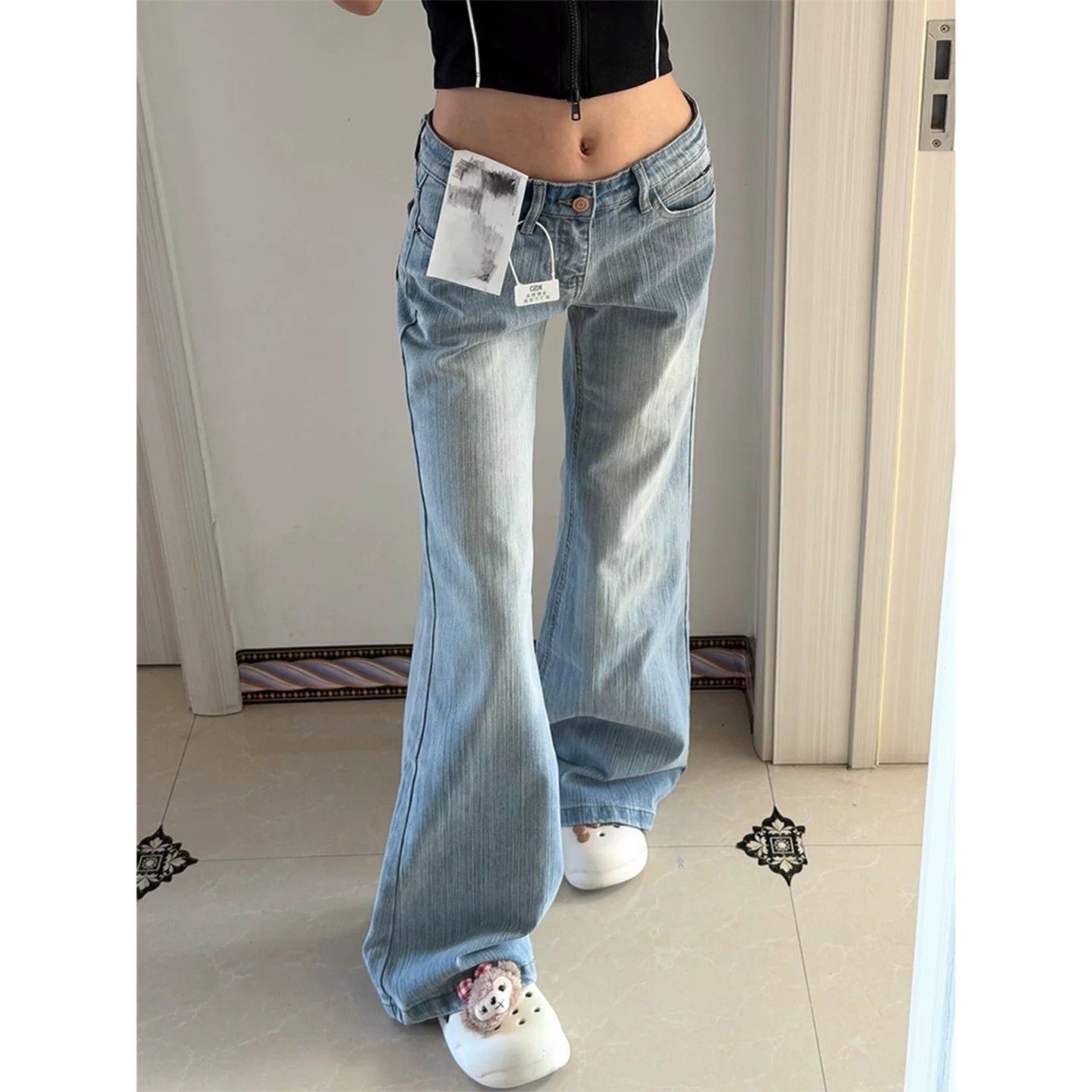 高个子微喇低腰显瘦牛仔裤女