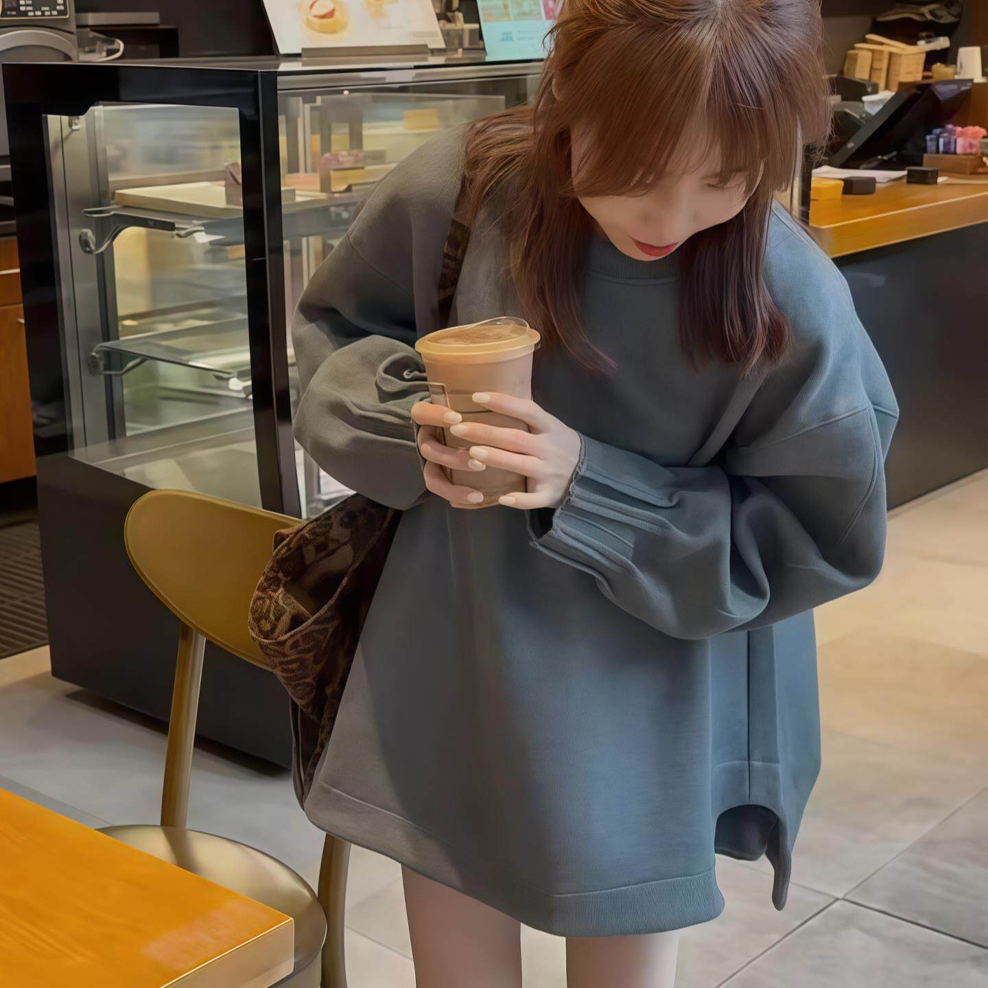JOYIASS褶皱袖口侧开叉套头卫衣女秋2025新款宽松大版圆领长袖中