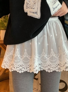 白色刺绣花边蕾丝屁帘配鲨鱼裤冬天内搭短款叠穿打底裙下摆短裙子