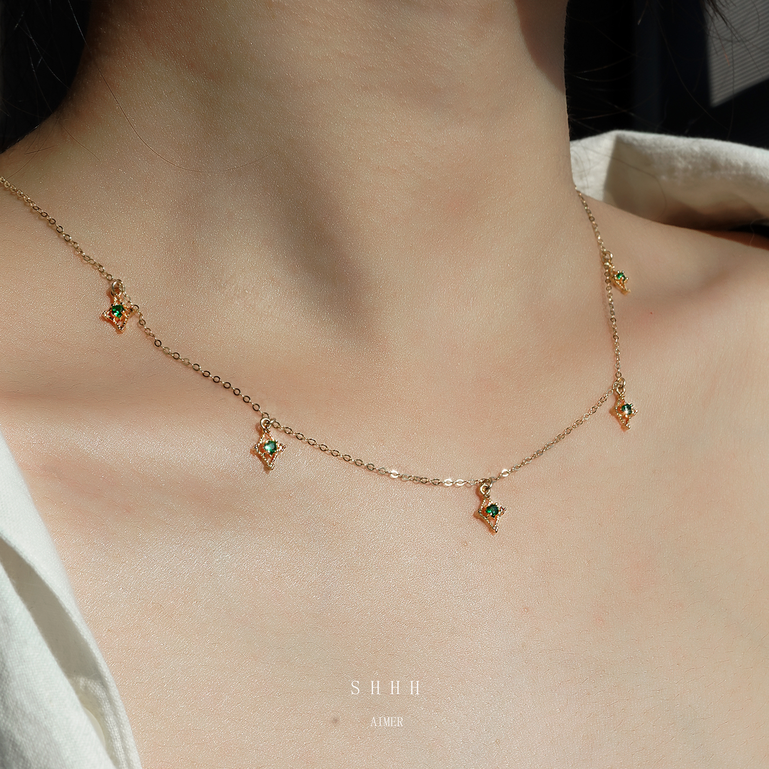 SHHH祖母绿蕾丝锆石吊坠项链