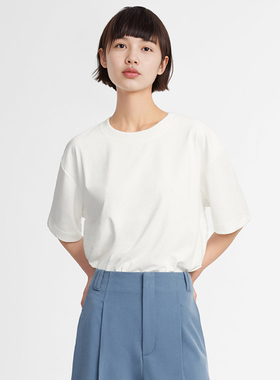 小着暖冬 TEE12 白色箱型 T 恤 TRUE DRY® 自在摇摆 干净清爽