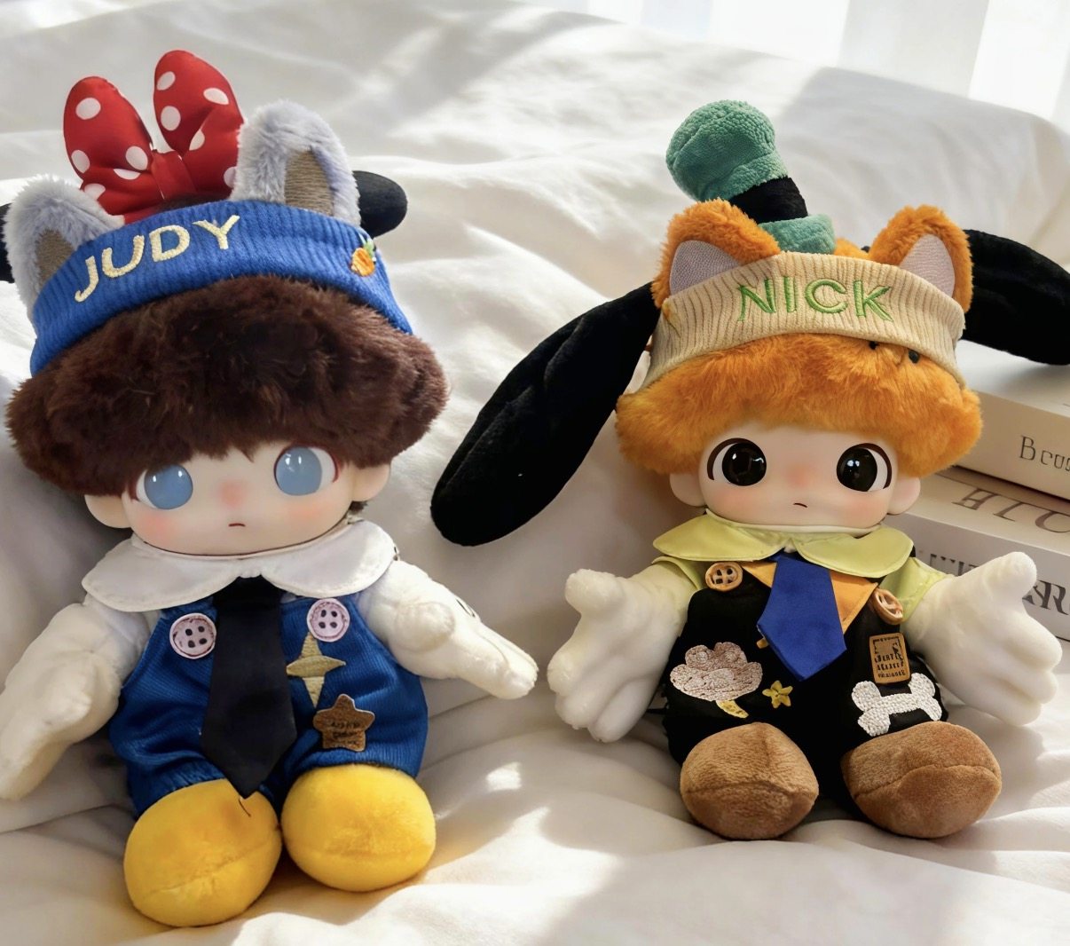 DIMOO迪士尼米妮高飞朱迪尼克娃衣搪胶18cm泡泡玛特毛绒警官衣服