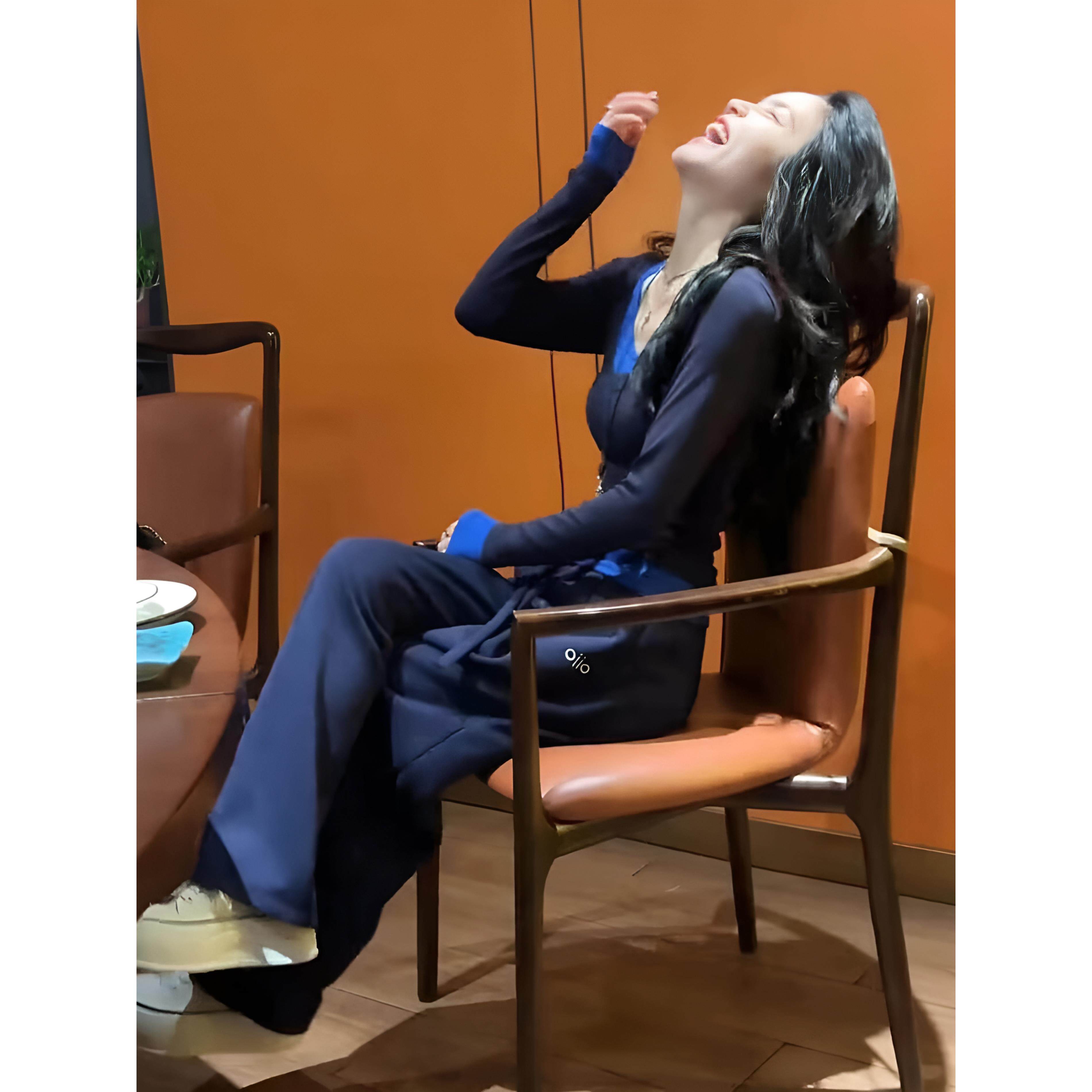 JOYIASS韩系撞色v领上衣阔腿裤套装女秋冬季高级感显瘦休闲两件套