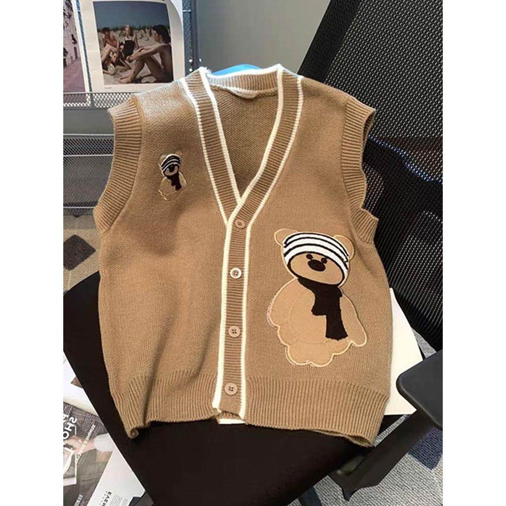 JOYIASS卡通风小熊刺绣V领开衫马甲女宽松针织毛衣外套高级感韩系