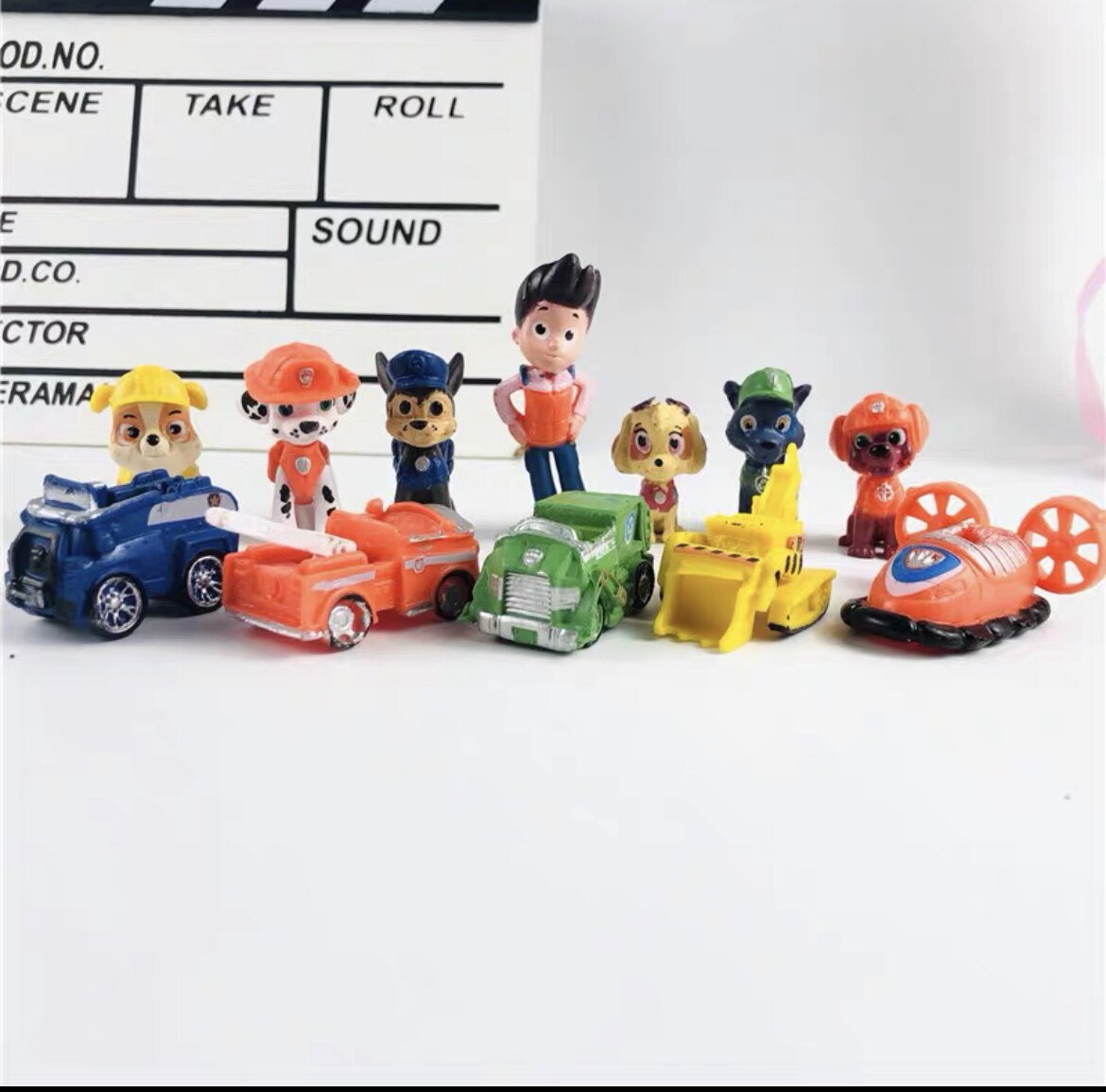 2022包邮生日蛋糕装饰摆件插件套装儿童卡通玩具蛋糕摆件