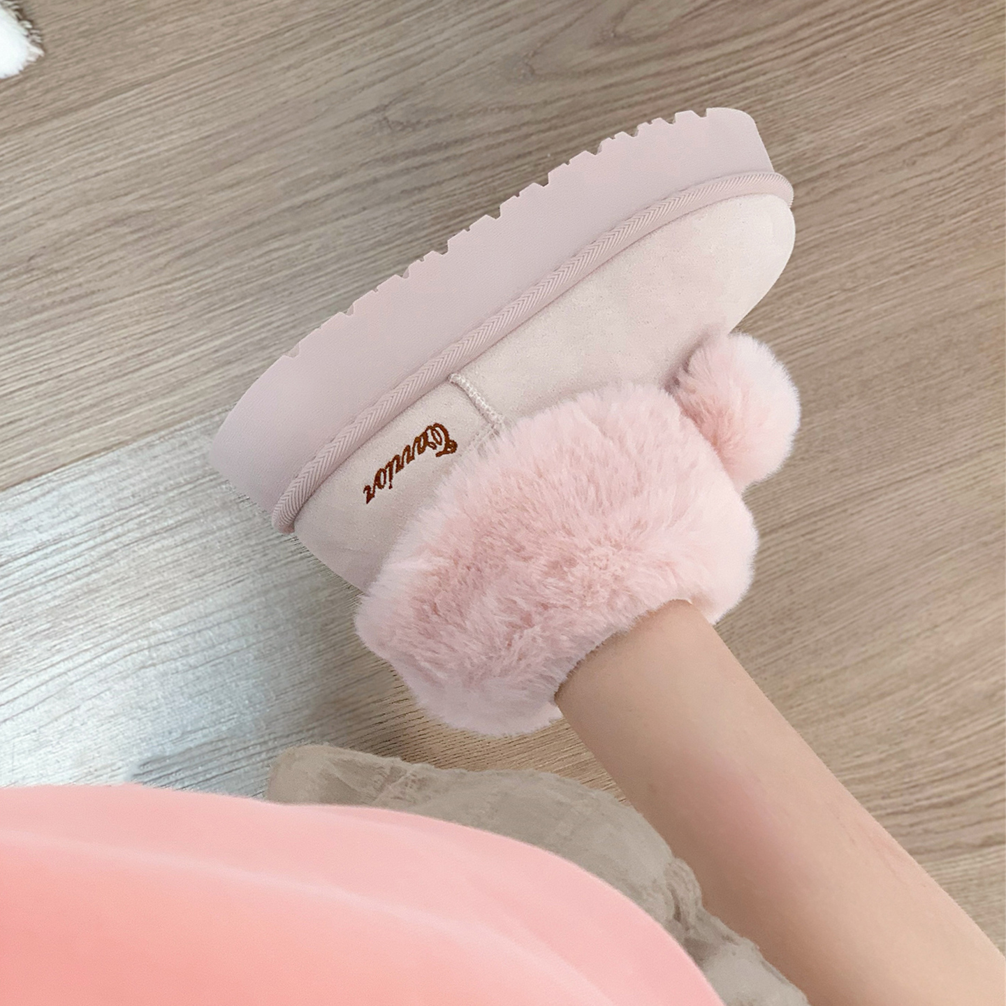 回力少女粉毛球雪地靴女冬季新款