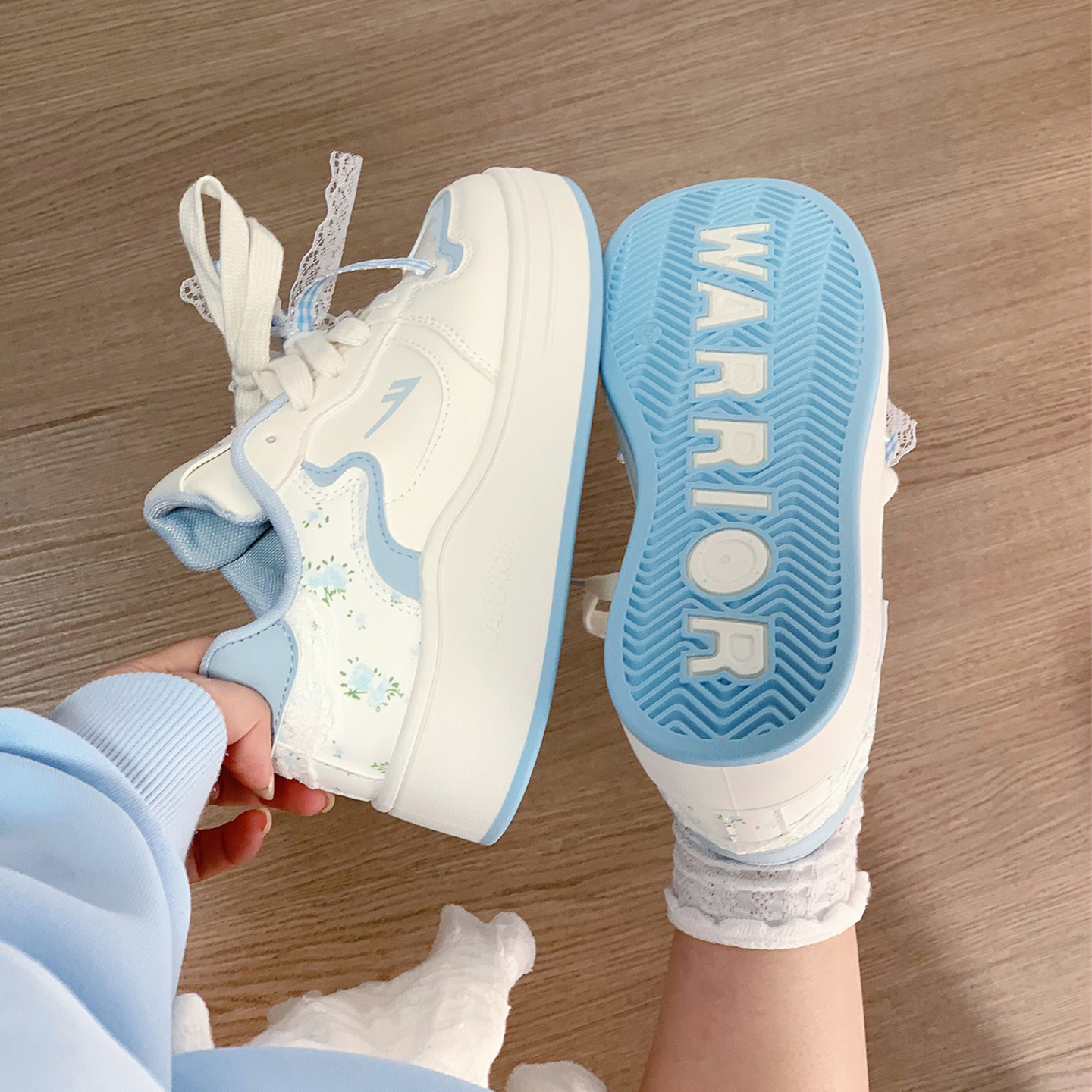 回力厚底小白鞋女秋冬新款百搭