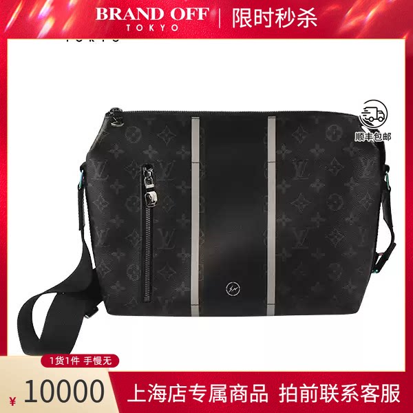 LOUISVUITTON黑花斜挎包