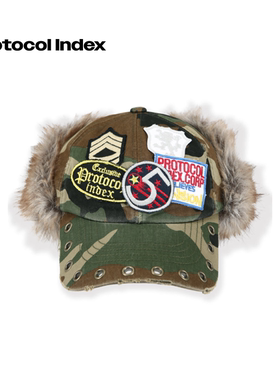 protocol index 25FW 街头复古迷彩多徽章毛绒护耳帽保暖棒球帽