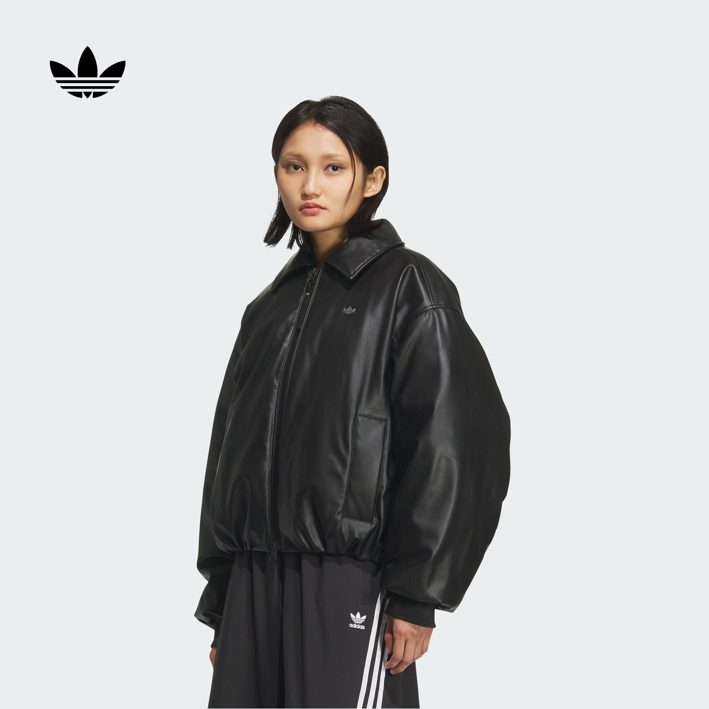 阿迪达斯三叶草女子羽绒服