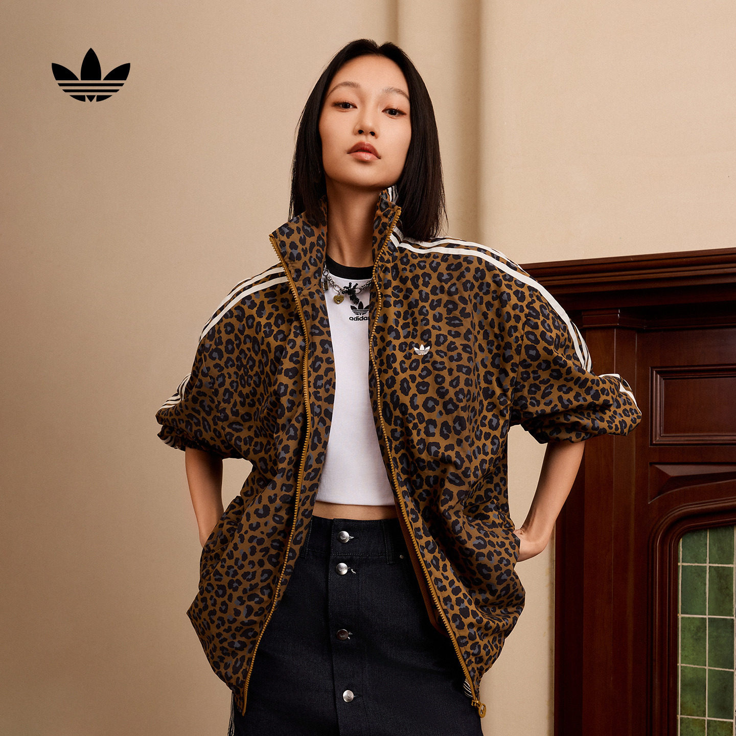 豹纹印花宽松运动夹克薄外套女adidas阿迪达斯三叶草官方