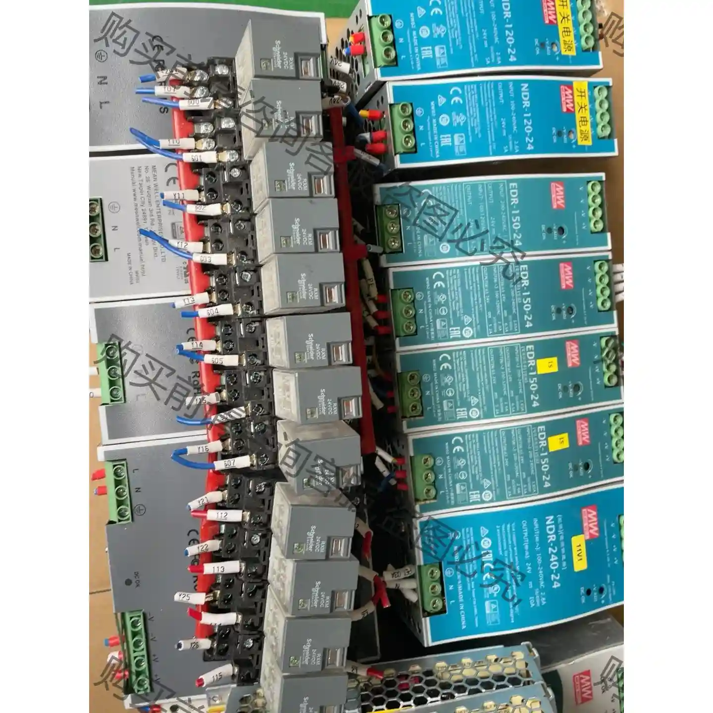 施耐de中间继电器口罩机拆机RXM2LB2BD 议价再拍 拆机件