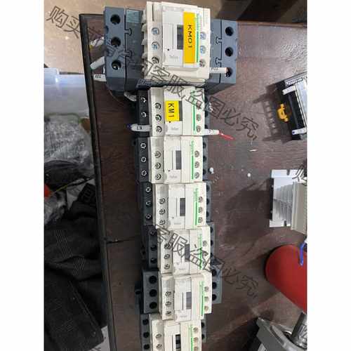 功能正常议价 施耐de接触器，型号：LC1d50A，lc1d18，LC1d0